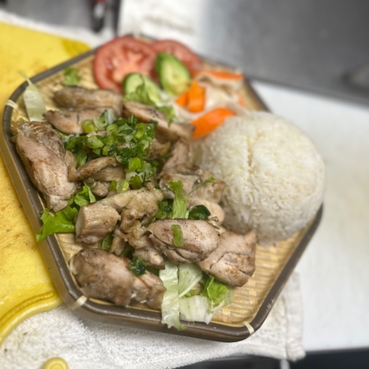 R3. Grilled Chicken Rice