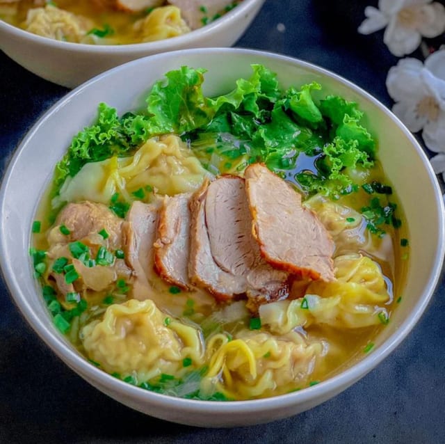 S3. Wonton & Char Siu Noodles Soup.
